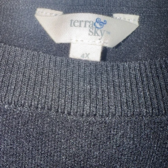 Terra & Sky Charcoal Knit Sweater - Picture 3 of 4
